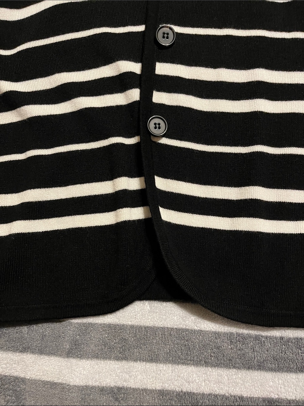 Striped Open-Front Women’s Cardigan Sweater — Black & White - Picture 4 of 7